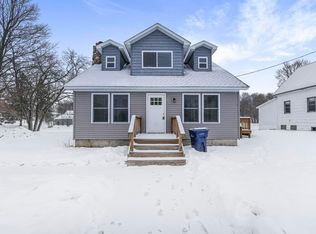 313 E Main St, Marion, MI 49665