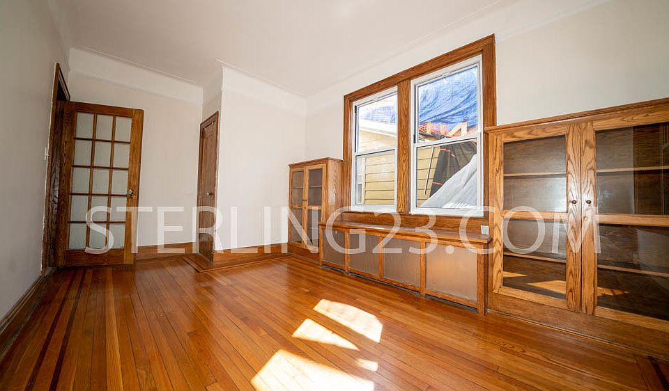 1st image of 42-02 Ditmars Blvd #2A