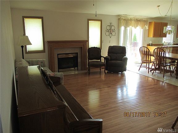 4th image of 8112 202nd Street Ct E