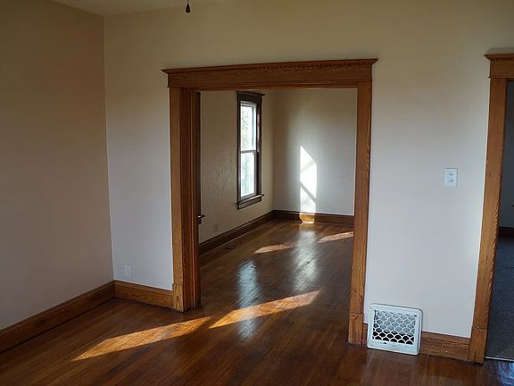 5th image of 17939 Plank Rd