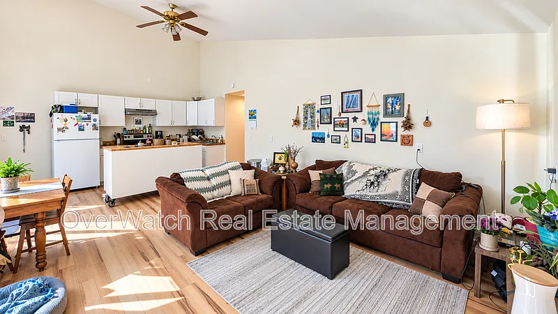 2 bed, 2.0 bath, $2,000 — Photo 1