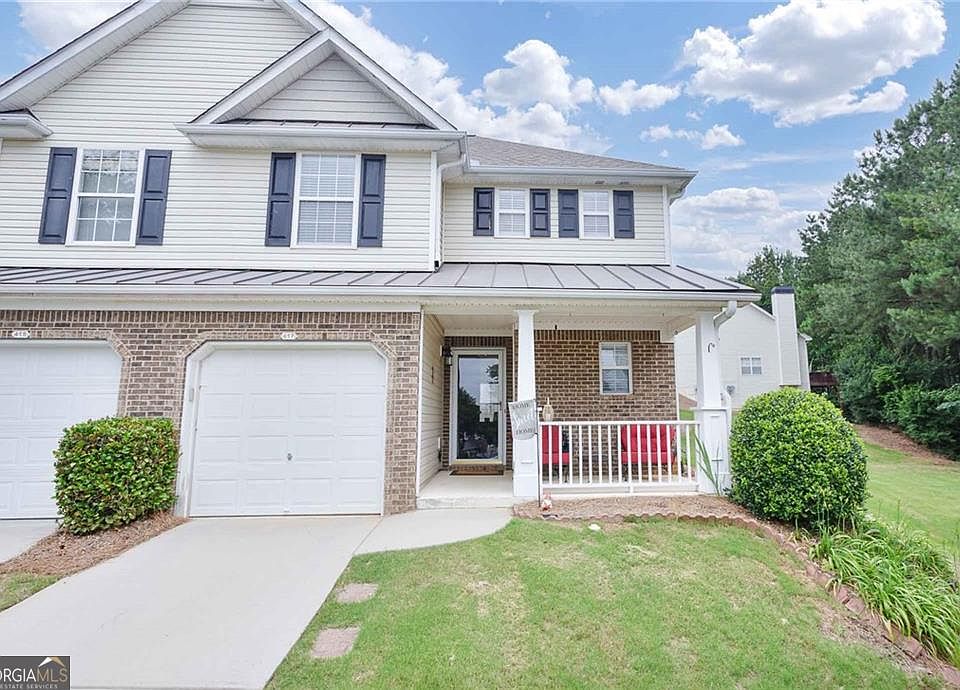 1st image of 417 Red Coat Ln