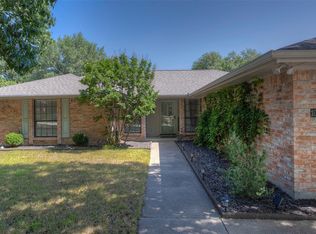 10120 Regent Row St, Fort Worth, TX 76126