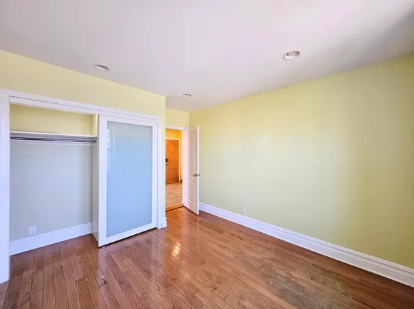 1262 64th Street image 2 of 6