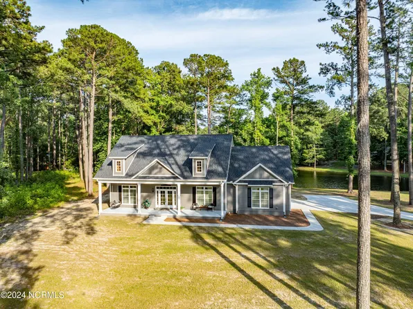 105 Mockernut Lane, Washington, NC 27889