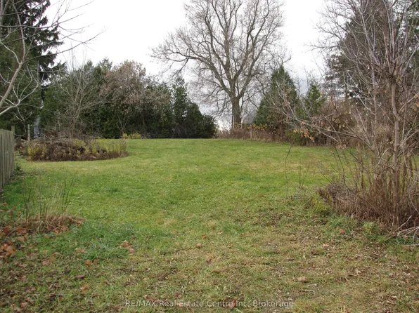11008 1st Line, Milton, ON L9E 0J8
