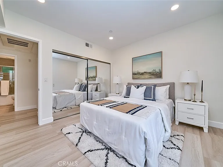 5525 W Olympic Blvd #202 — Photo 19