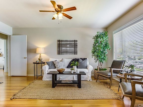 3rd image of 3712 Senasac Ave