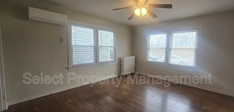 1033 Edgewater Ave #2 — Photo 4