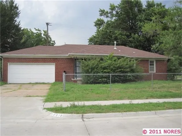 10819 E 4th Pl, Tulsa, OK 74128
