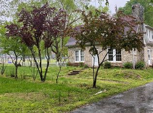 22707 Main St, Reeds Spring, MO 65737