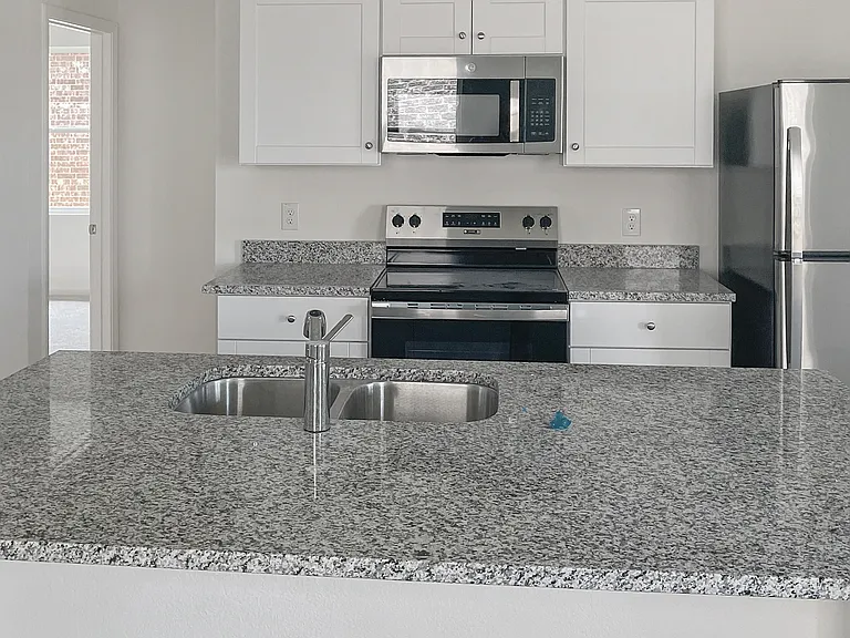 Now has backsplash