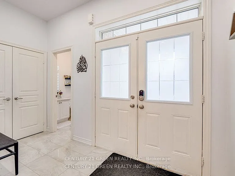 86 Colville Pl — Photo 4