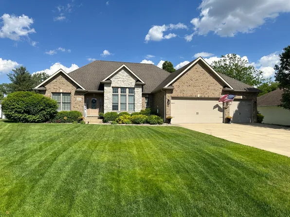 1214 Game Trl N, Bourbonnais, IL 60914