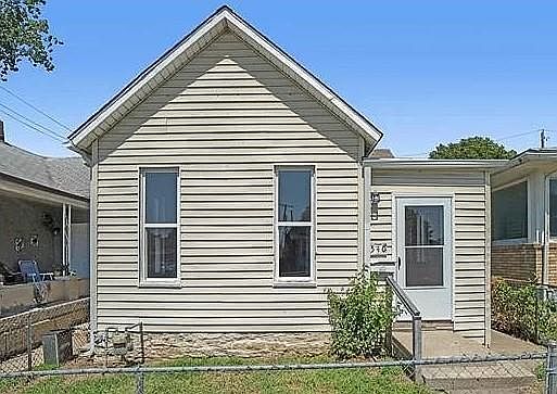 1st image of 540 Tauromee Ave
