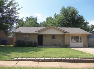 2030 Allenhurst St, Norman, OK 73071