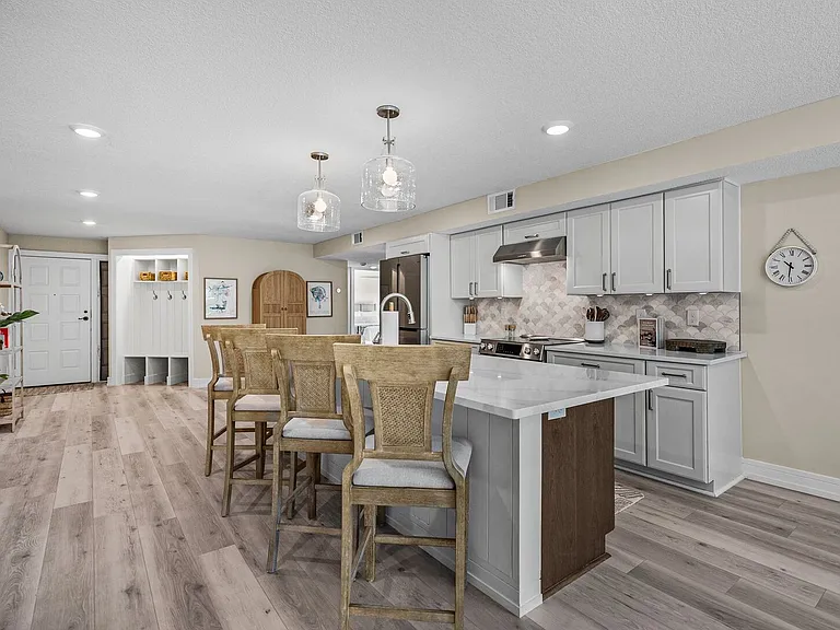 4082 Belair Ln #11 — Photo 1