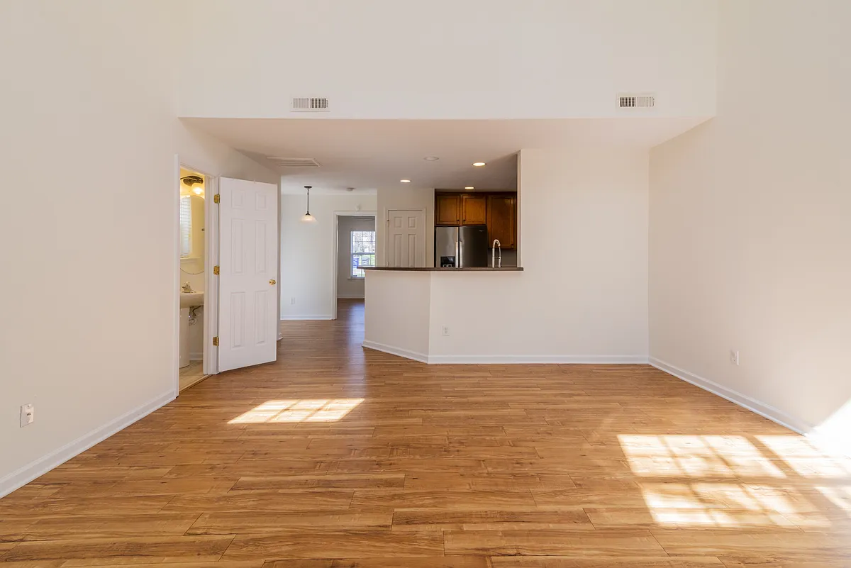 Building Photo - 18457 Streamline Ct #1