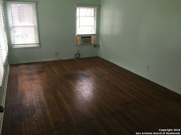5th image of 400 Menlo Blvd