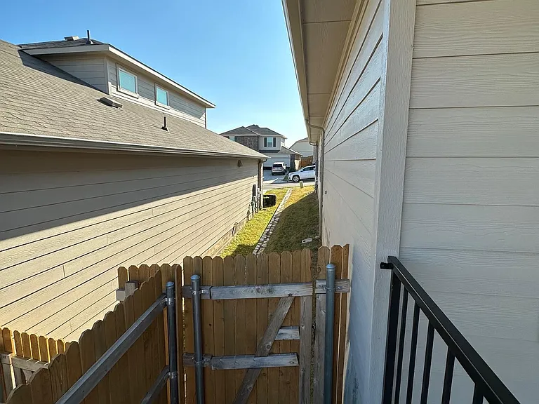 15012 Siberian Elm Ln — Photo 42