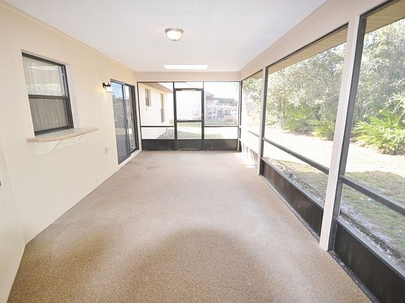 3rd image of 1100 Madura Dr