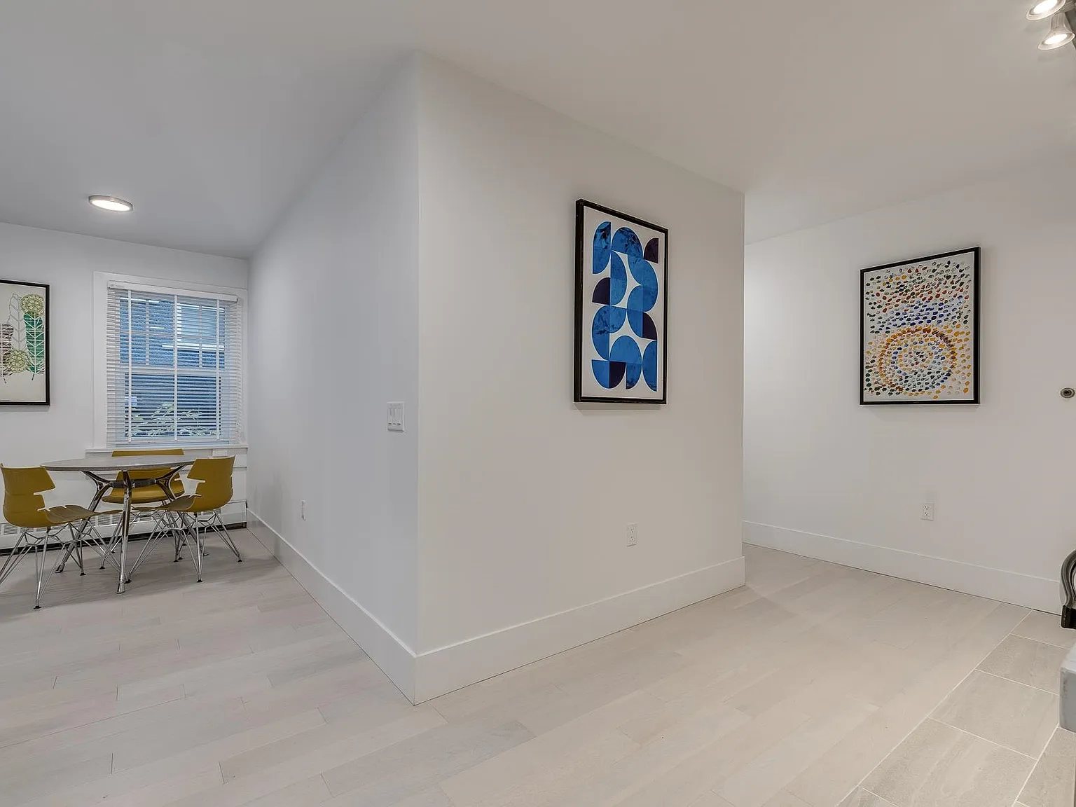 2 bed, 640 sqft, $3,490 — Photo 4