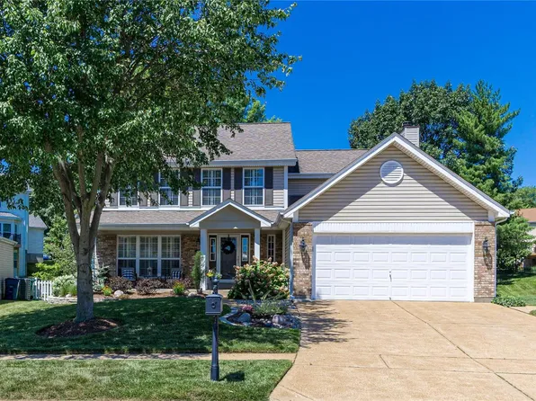 977 Forder Crossing Dr, Saint Louis, MO 63129