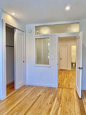 4th image of 763 Washington St APT 15