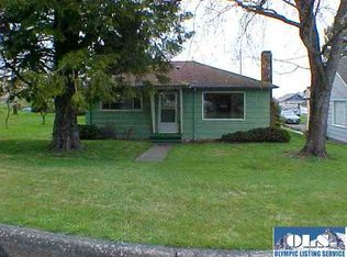 813 W 7th St, Port Angeles, WA