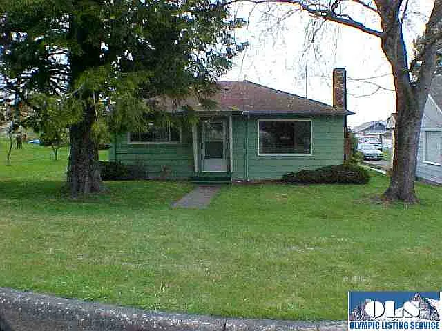 813 W 7th St photo 1