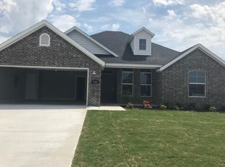 7293 Charlotte Ave, Springdale, AR 72762