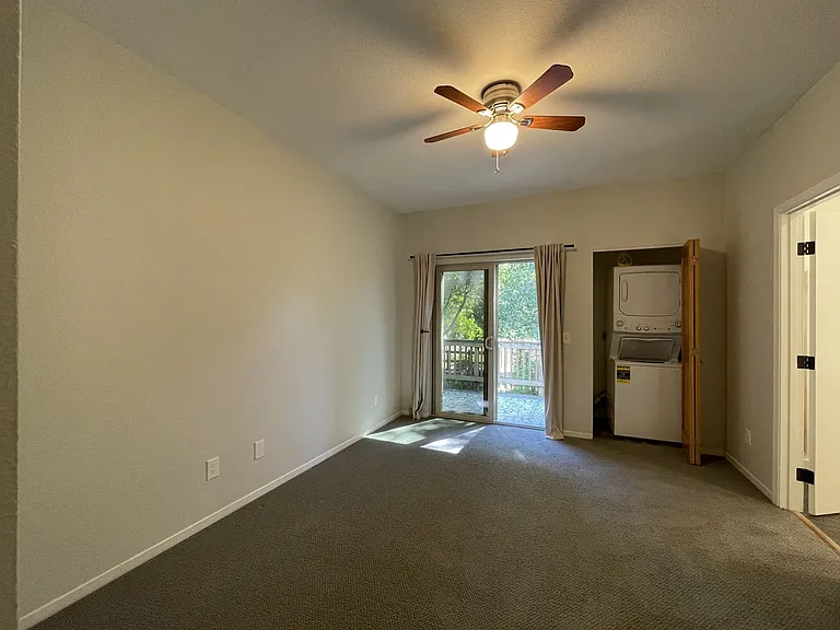 4200 Green Valley School Rd — Photo 19