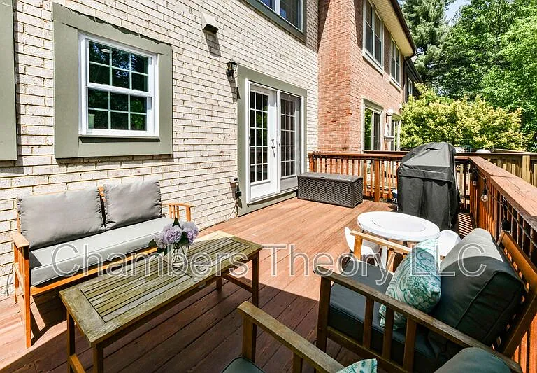 2107 Golf Course Dr — Photo 28