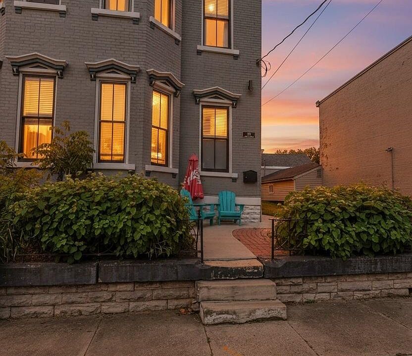 1st image of 363 Berry Ave