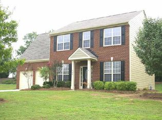 768 Chanson Dr SW, Marietta, GA 30064