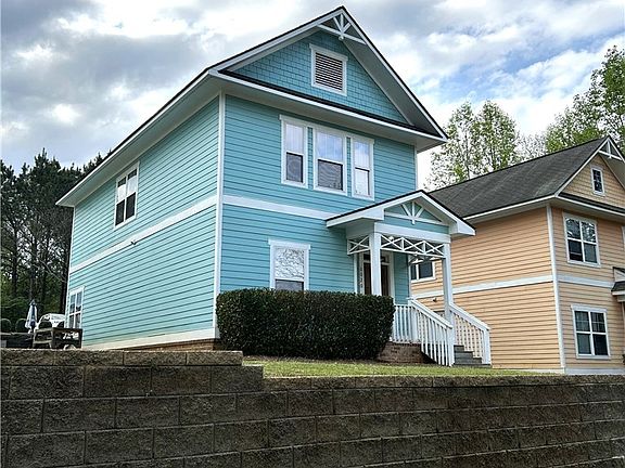 2nd image of 2020 Lakeside Drive