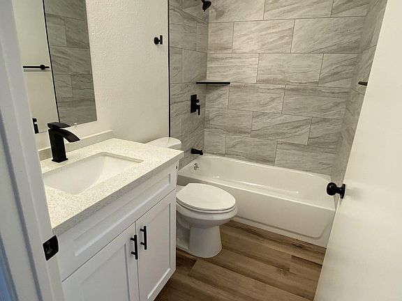 4th image of 244 50th St APT 15