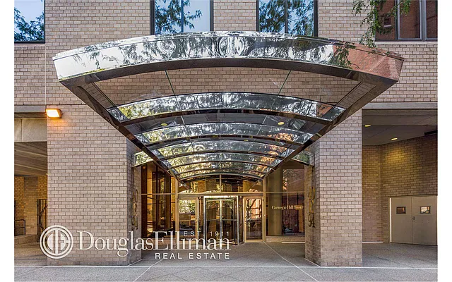 Rented by Douglas Elliman | media 10