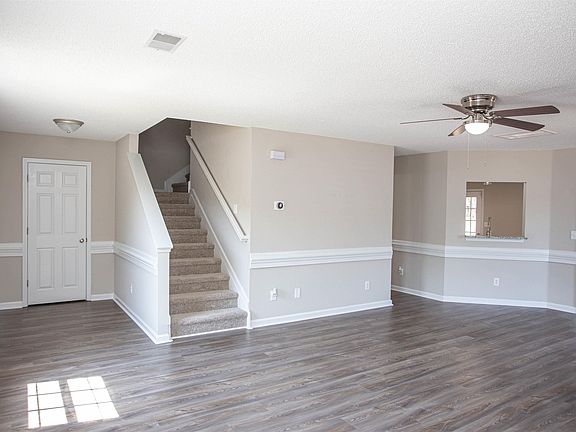 4th image of 109 Kingston Trace Rd