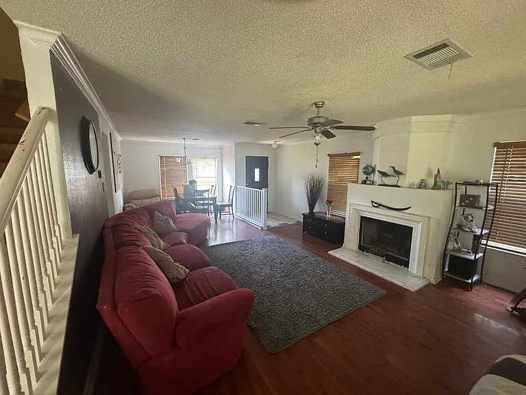 3641 Bass Loop — Photo 4