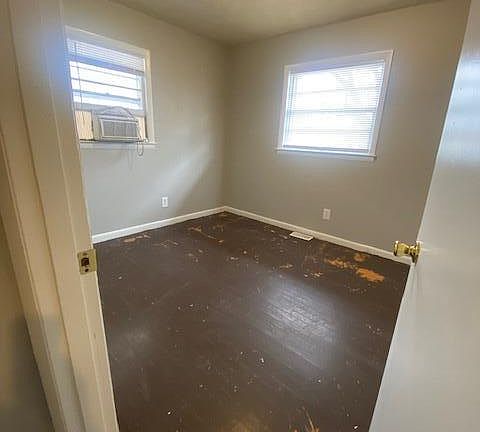 5th image of 369 Mulberry Dr
