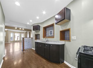 4515 S Prairie Ave, Chicago, IL 60653