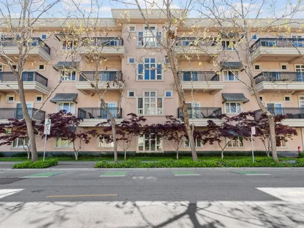 200 Sheridan Ave APT 401, Palo Alto, CA 94306