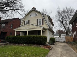 890 S Cassingham Rd, Columbus, OH 43209