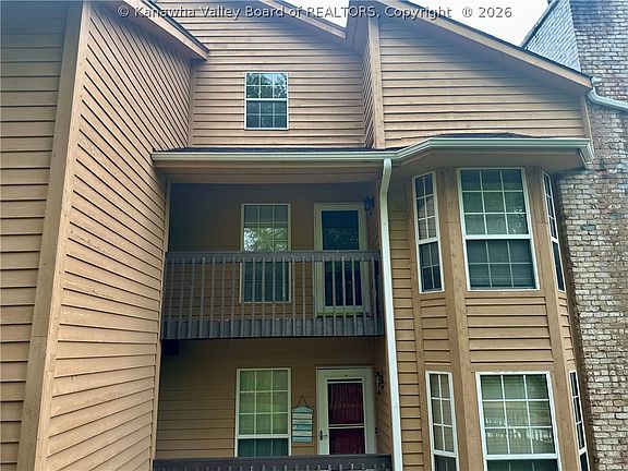 2nd image of 309 Oakbridge Dr