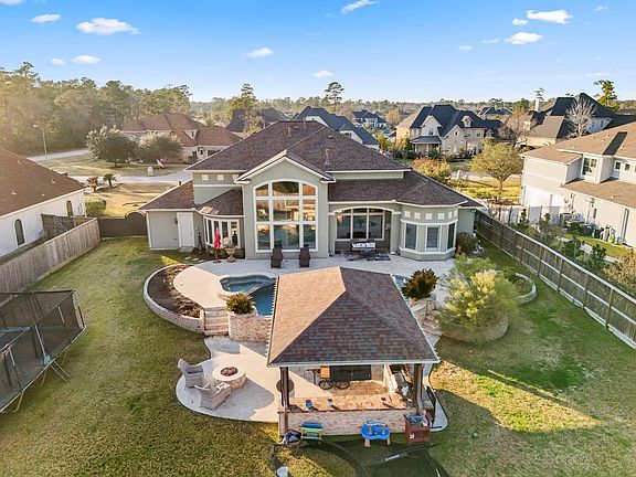 4th image of 25606 Windy Isle Ct