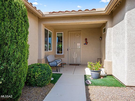 2nd image of 9405 N Desert Mist Ln