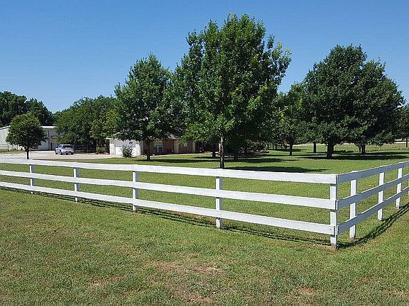 4th image of 103 County Road 3470