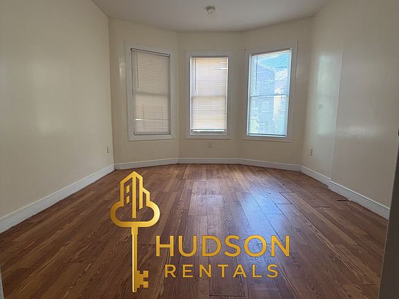 2nd image of 137 Bostwick Ave APT 1