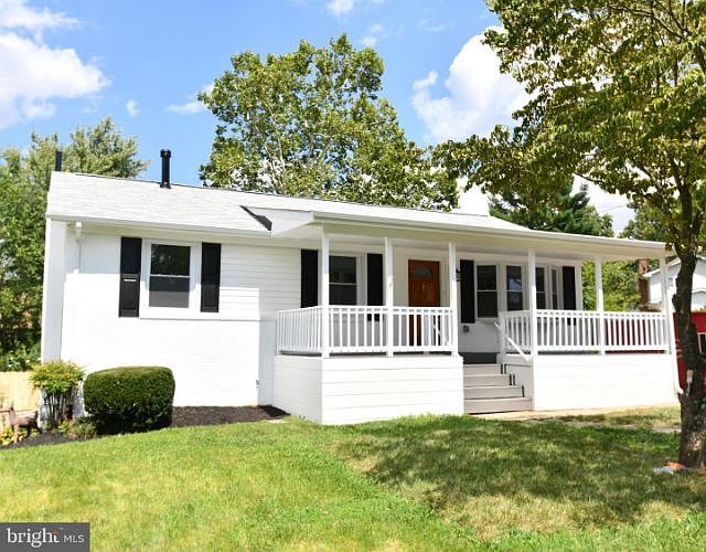 1st image of 9652 Macgregor Ct